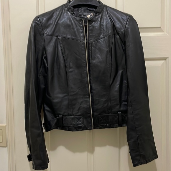 Danier black leather jacket (sz s) - Picture 1 of 8
